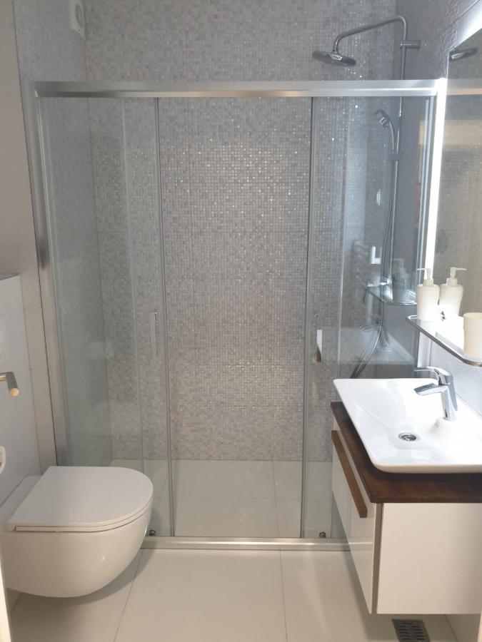 Apartman Viktoria Tuzla Luaran gambar
