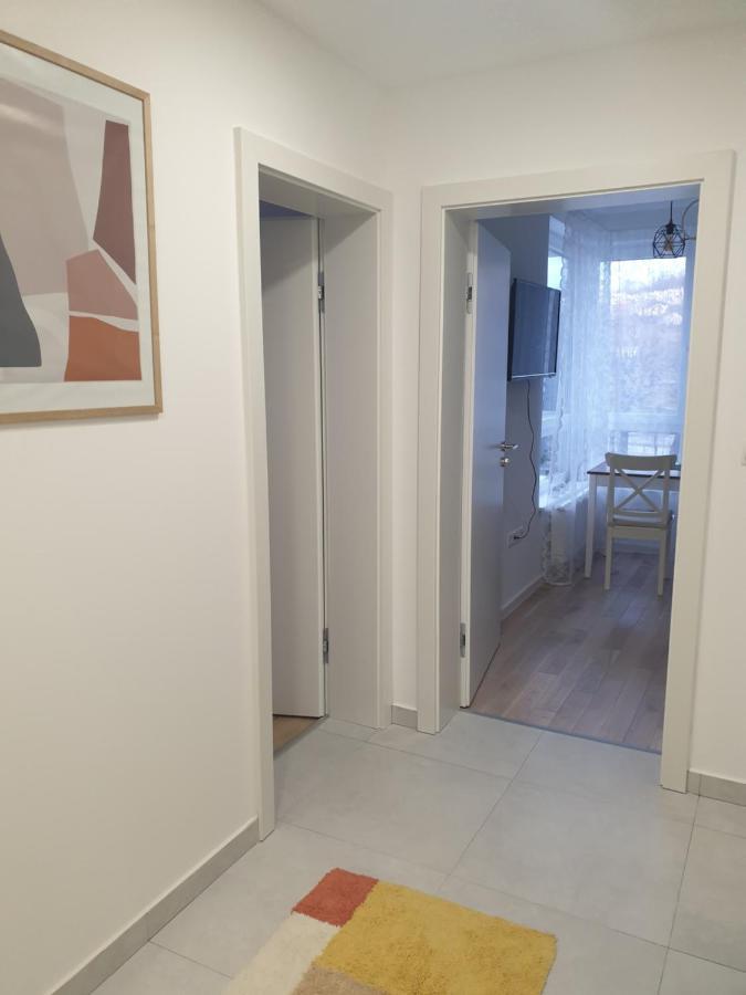 Apartman Viktoria Tuzla Luaran gambar