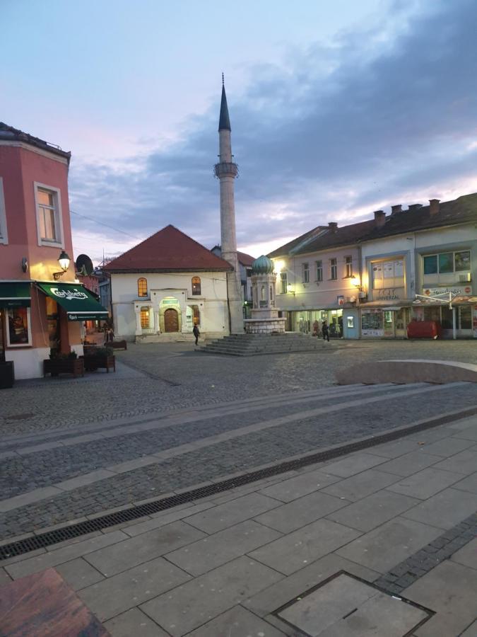 Apartman Viktoria Tuzla Luaran gambar